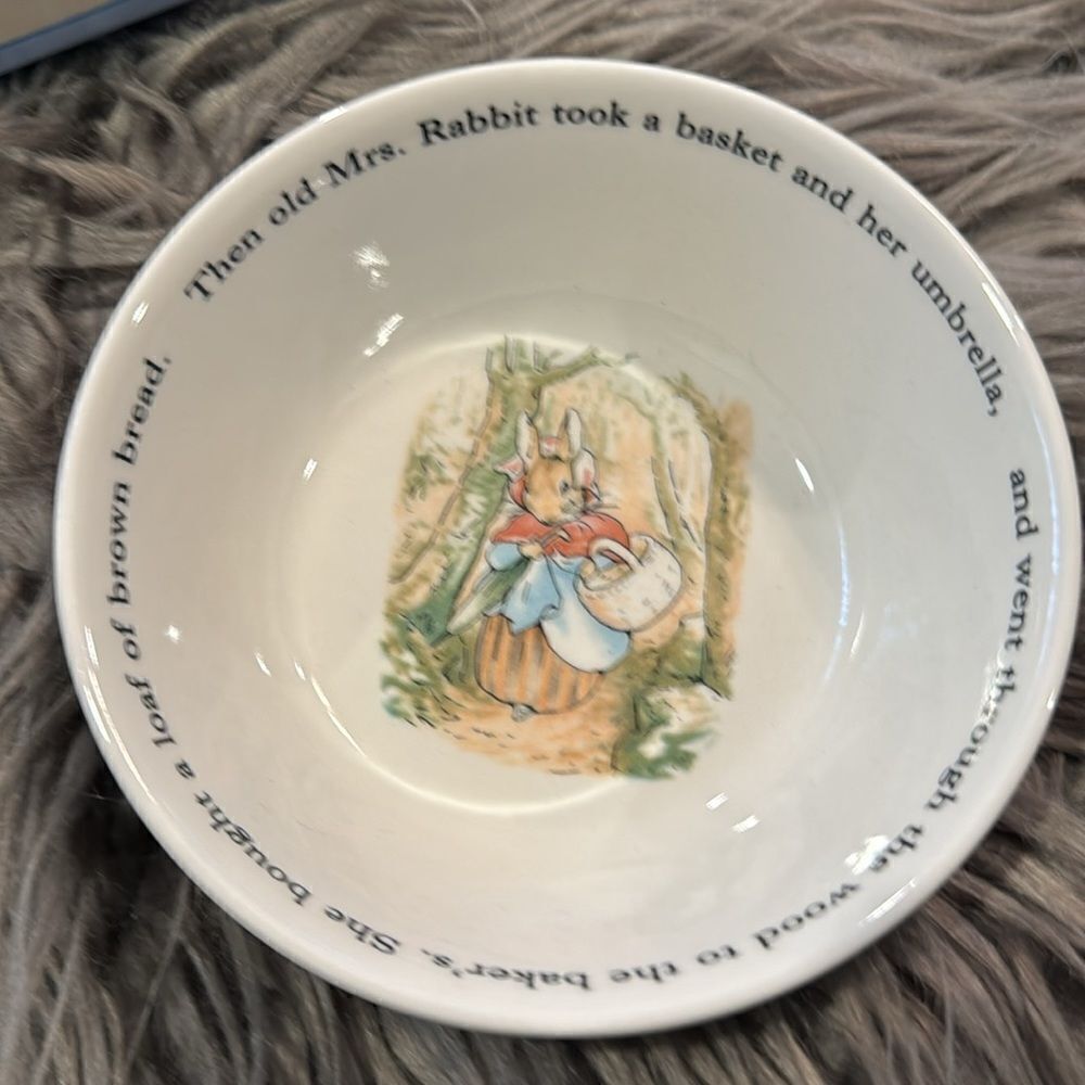 vintage Peter Rabbit  bowl by Wedgwood - Picture 4 of 5